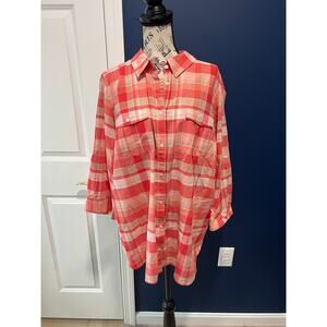 St. John's Bay Lightweight Plaid 3/4 Sleeve button up Shirt